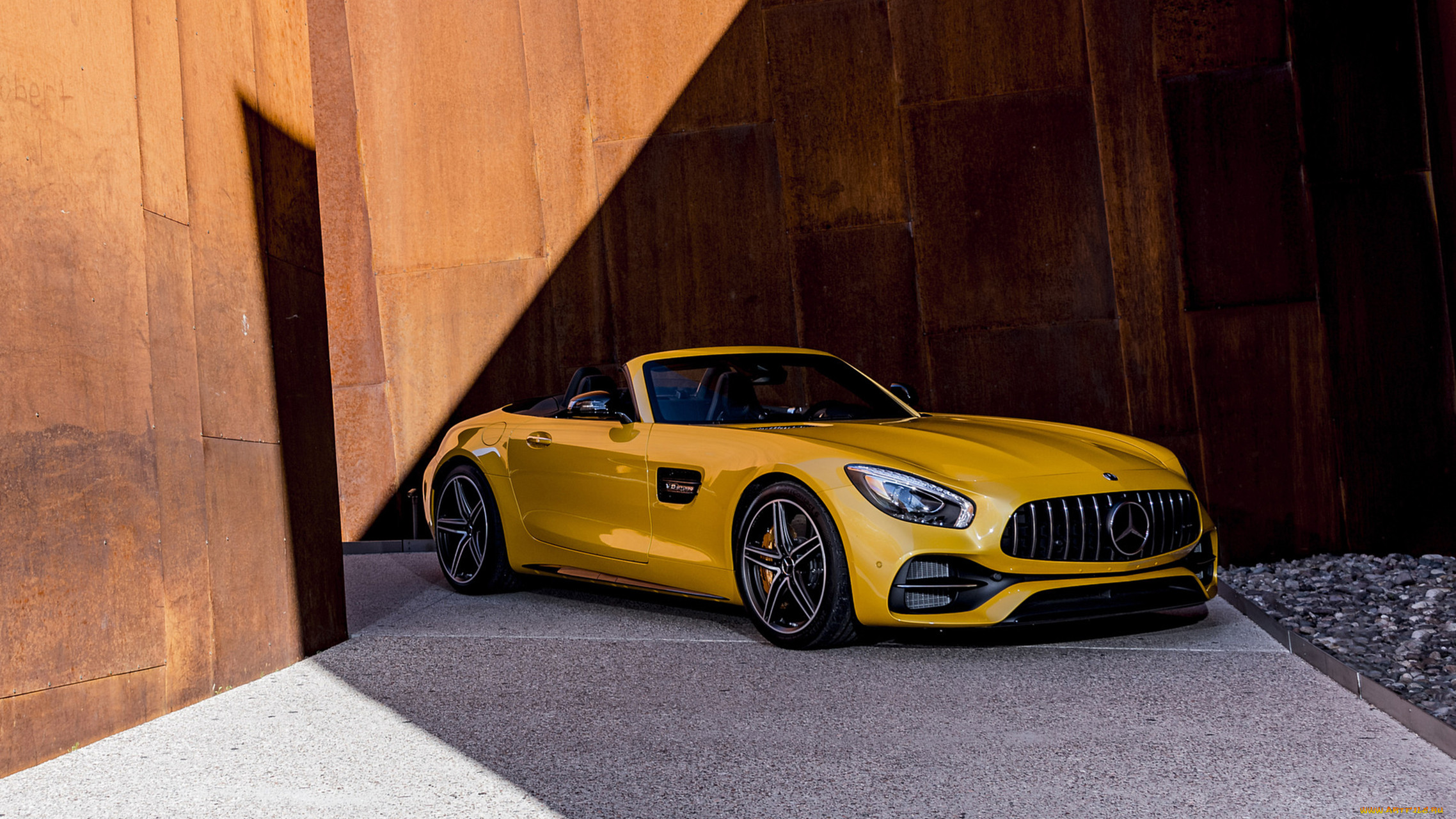 Mercedes Benz AMG gt Roadster